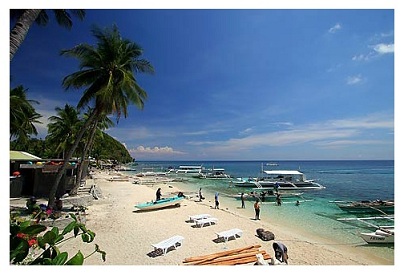 Dive Boats on Beach at Dumaguete